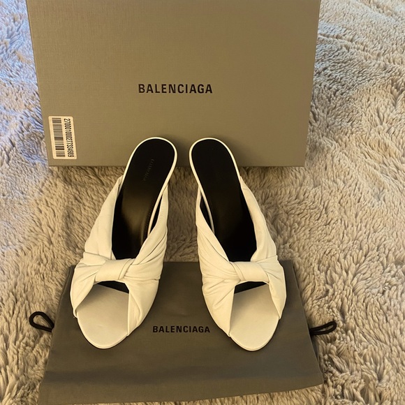 Balenciaga Drapy Sandal - Picture 1 of 5
